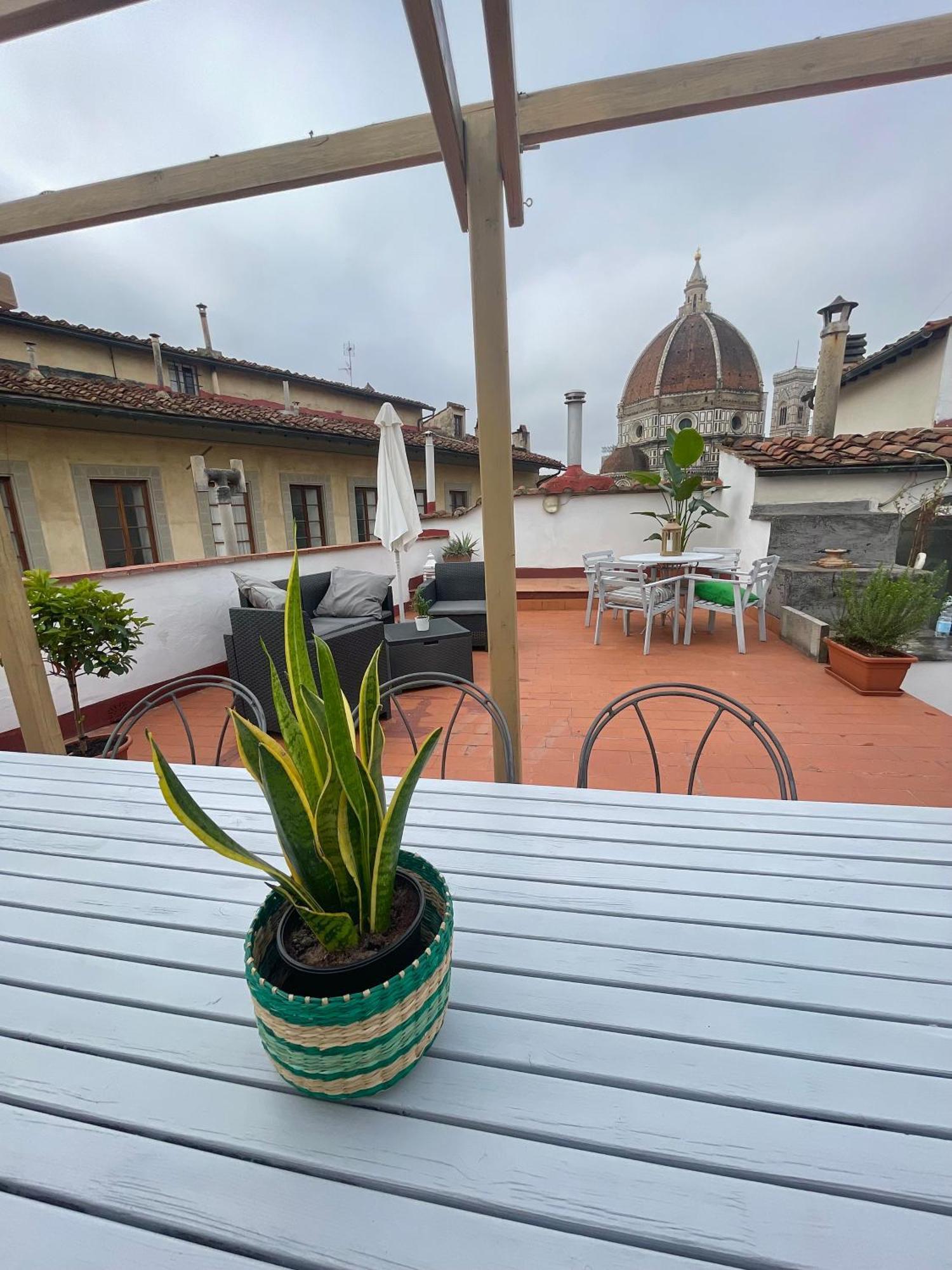 Duomo 16 View Apartment ฟลอเรนซ์ ภายนอก รูปภาพ