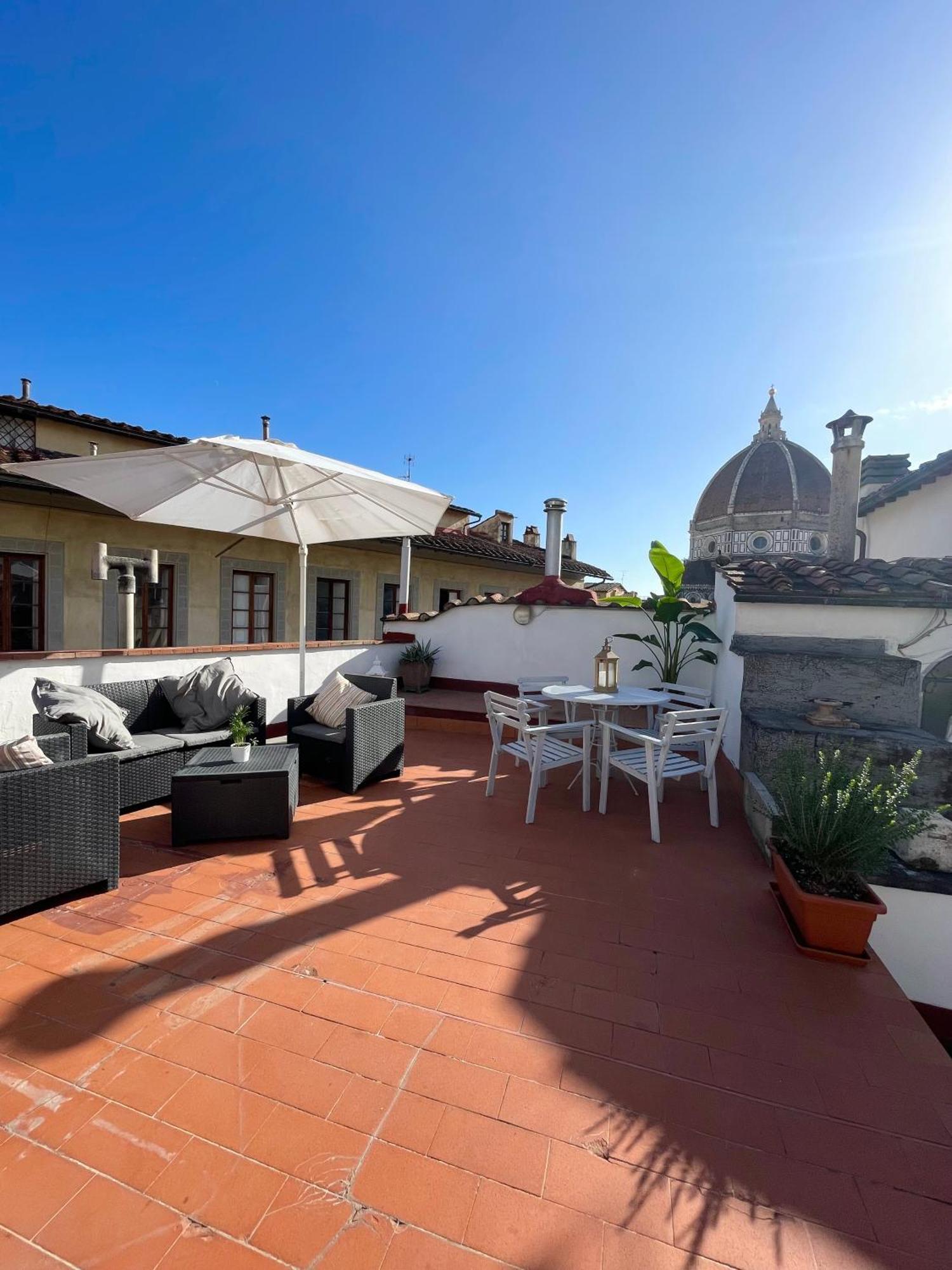 Duomo 16 View Apartment ฟลอเรนซ์ ภายนอก รูปภาพ
