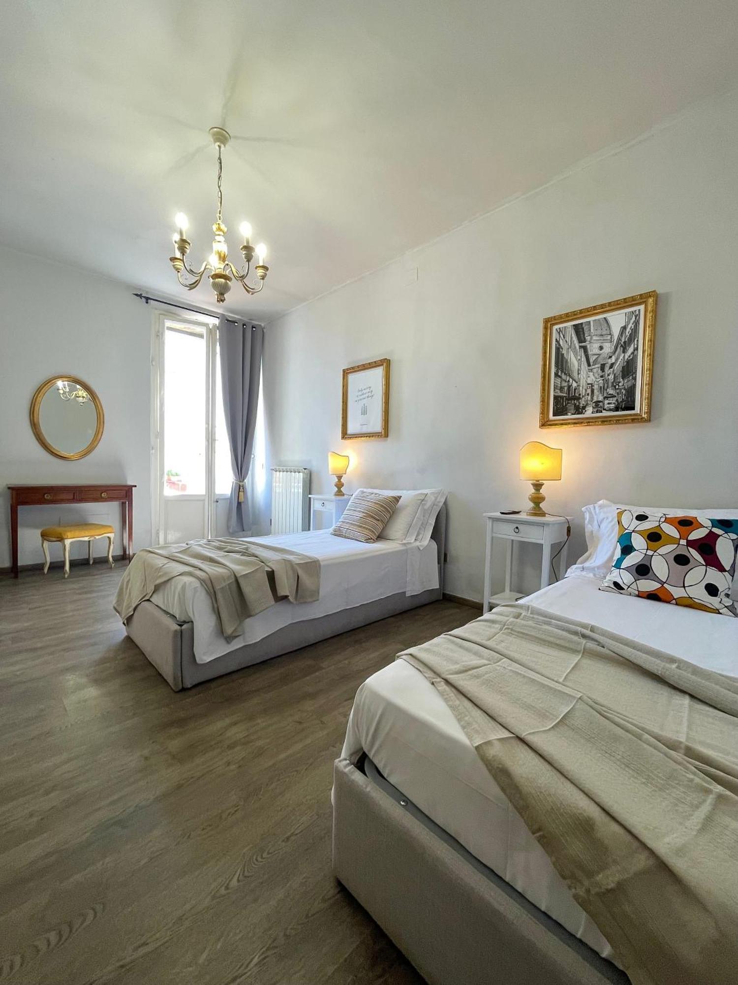 Duomo 16 View Apartment ฟลอเรนซ์ ภายนอก รูปภาพ