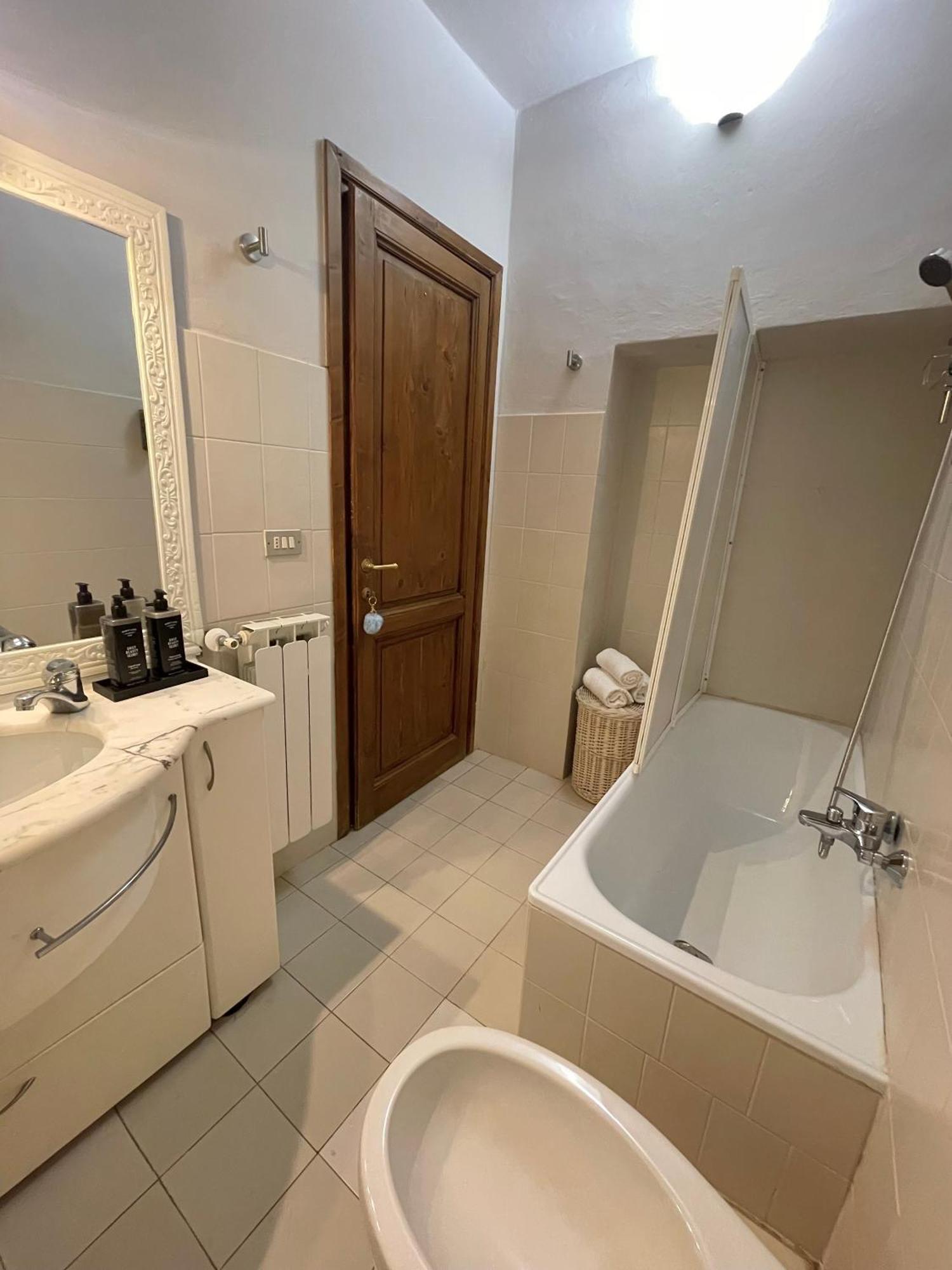 Duomo 16 View Apartment ฟลอเรนซ์ ภายนอก รูปภาพ