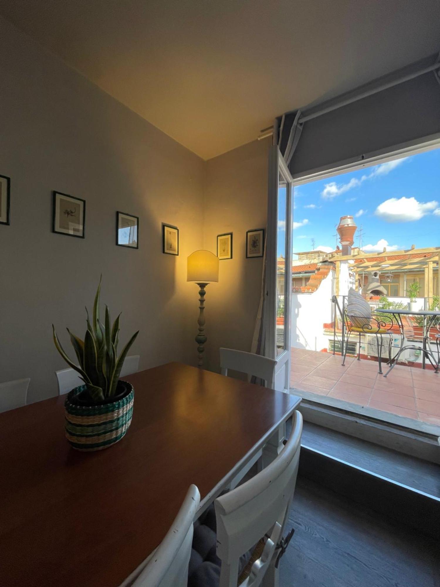 Duomo 16 View Apartment ฟลอเรนซ์ ภายนอก รูปภาพ